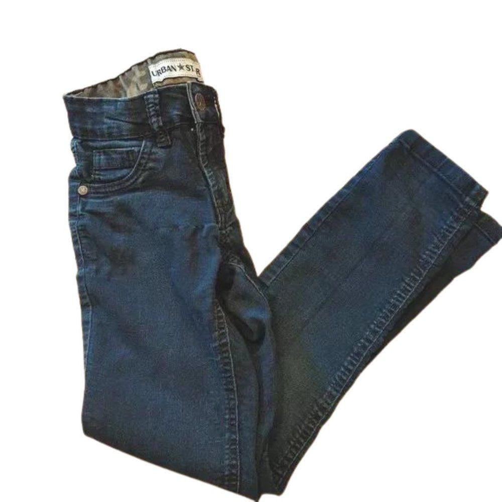 Girls Urban Star  Jeans -  Size 7 - pre Owned - Blue with star like button